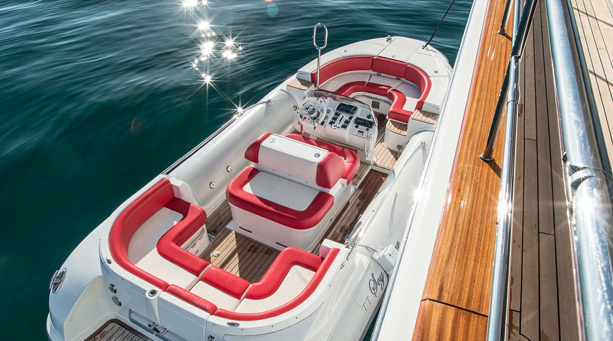 Аренда яхты Benetti Crystal 140 - NELA (Soy Amor) во Франции